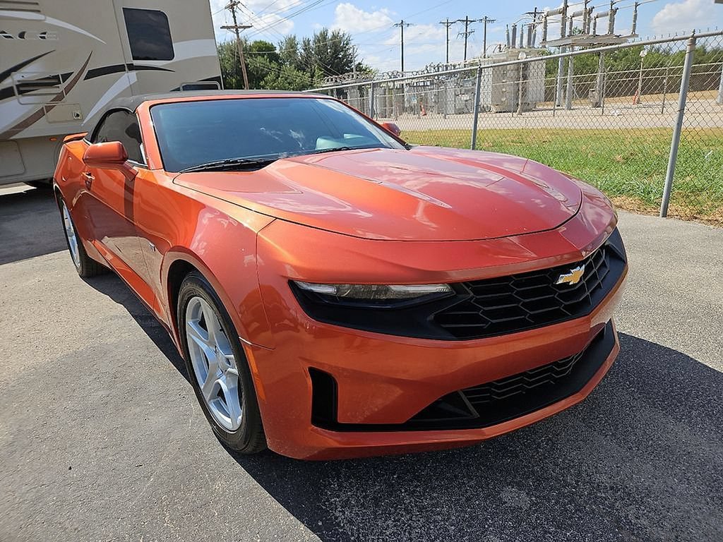 Used 2023 Chevrolet Camaro LT RWD image 11