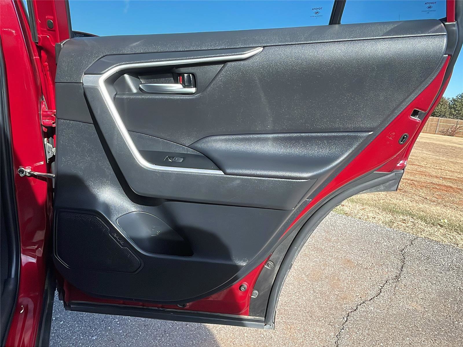 Used 2023 Toyota RAV4 XLE image 15