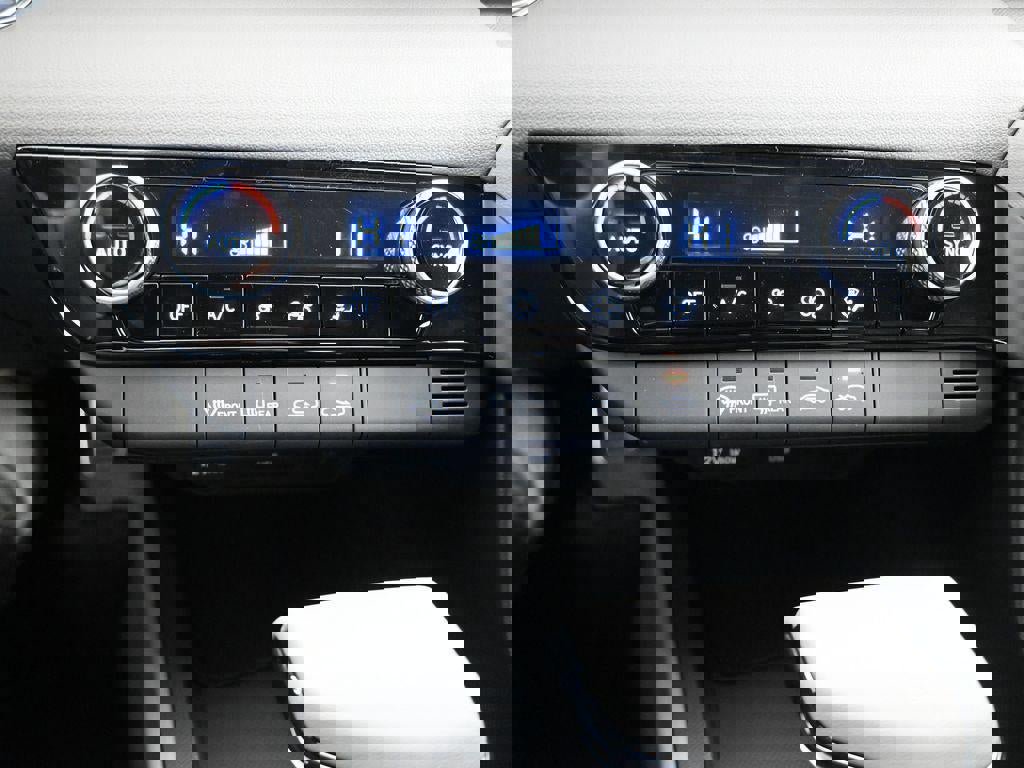 New 2026 Hyundai Elantra Sport image 15