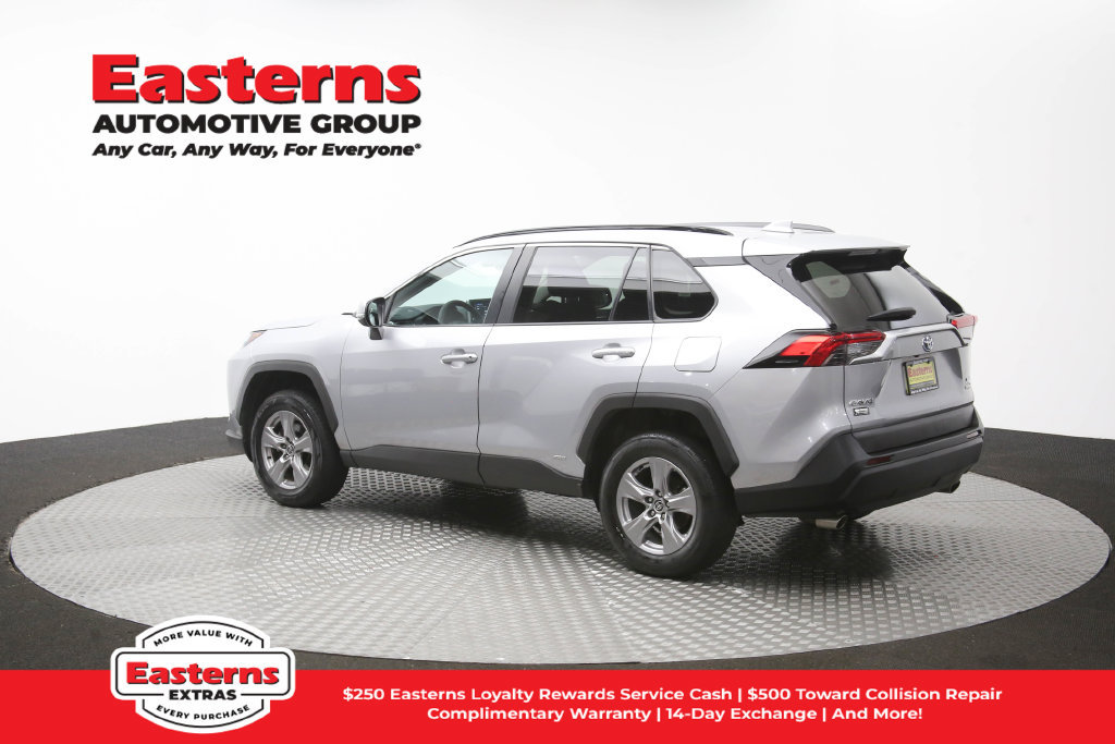 Used 2024 Toyota RAV4 XLE AWD/4WD image 62