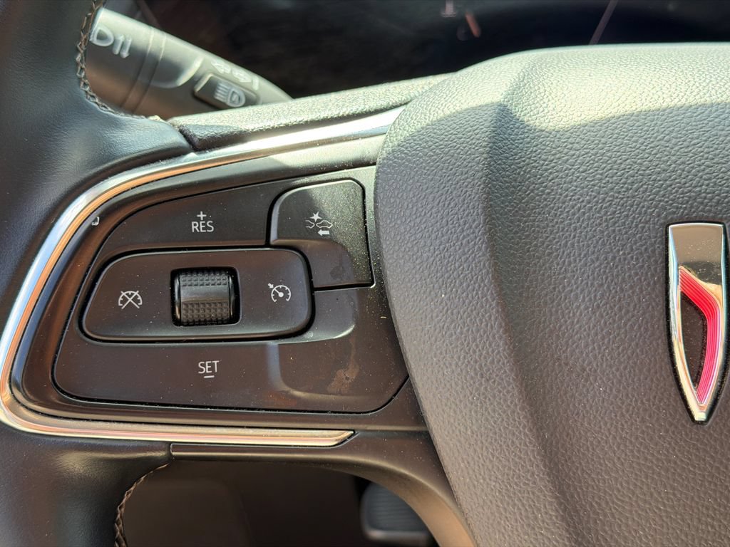 Used 2025 Buick Encore GX Preferred FWD image 24