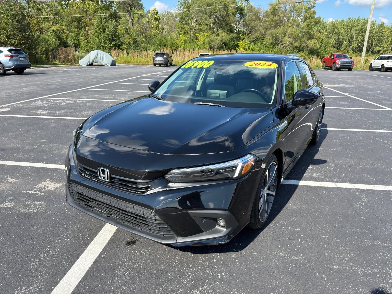 Used 2024 Honda Civic Touring image 2