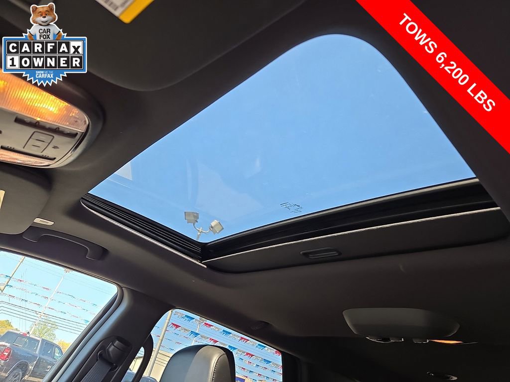 Used 2025 Dodge Durango GT AWD/4WD image 15