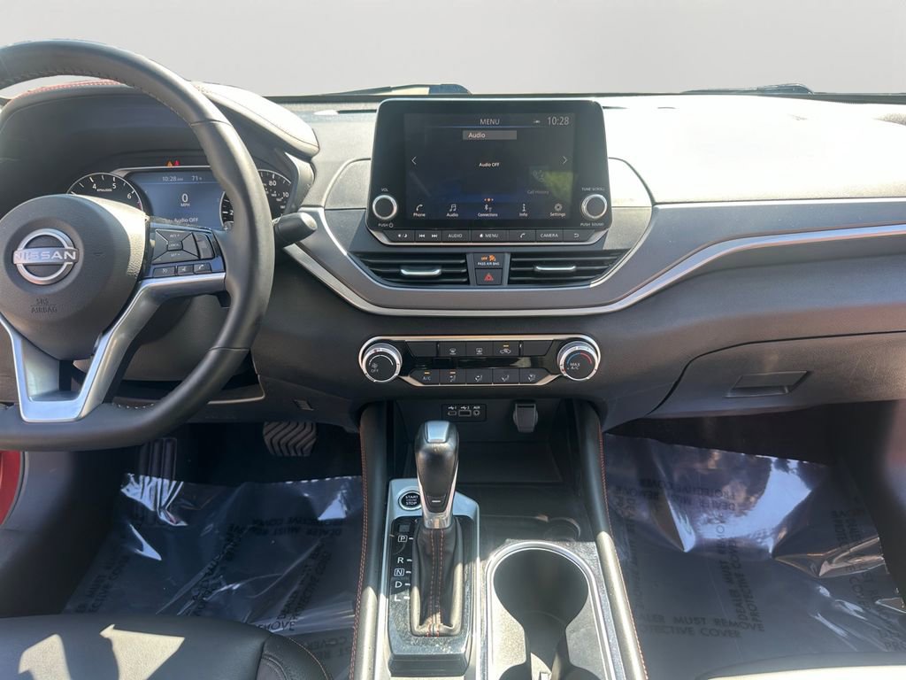 Used 2025 Nissan Altima 2.5 SR AWD/4WD image 14