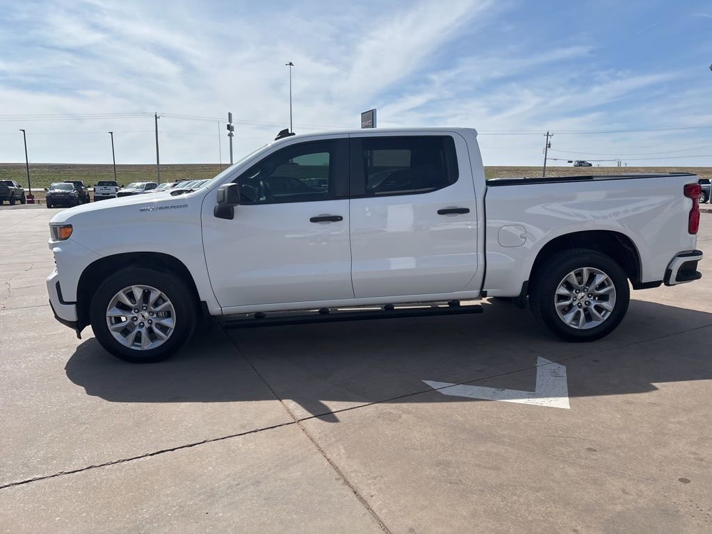 Used 2020 Chevrolet Silverado 1500 Custom w/ Custom Value Package image 3