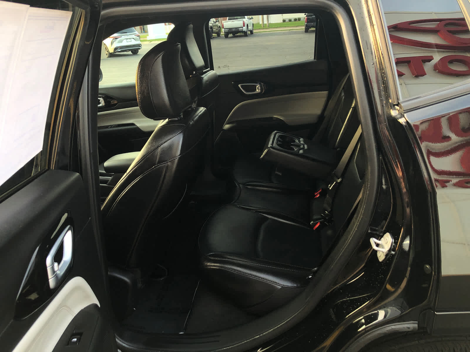 Used 2023 Jeep Compass Limited w/ Elite Group image 18