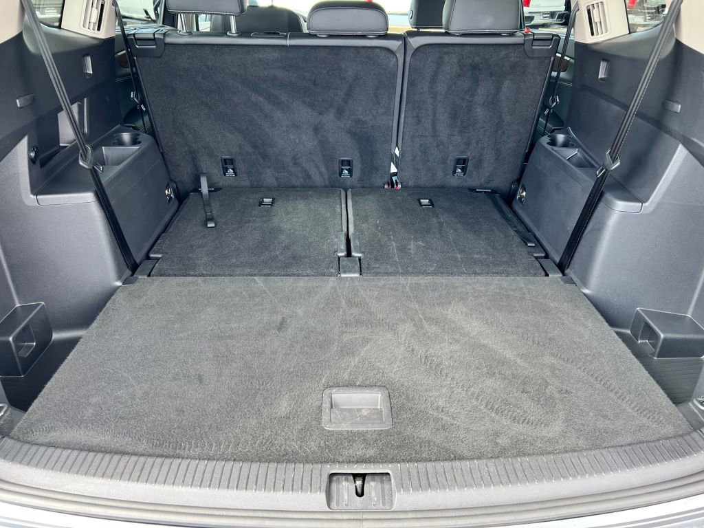 Used 2025 Volkswagen Atlas SE image 20