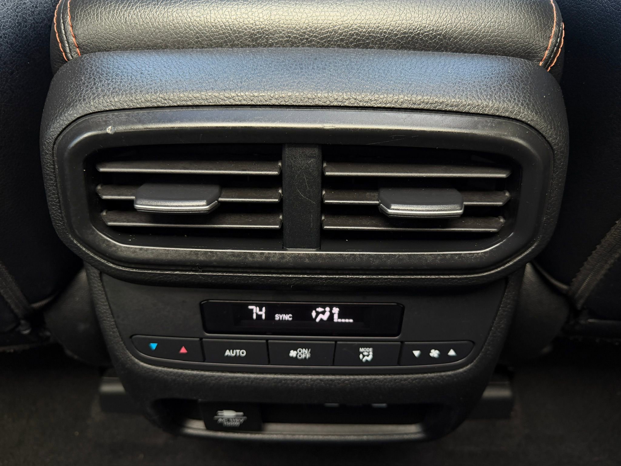 Used 2024 Honda Pilot TrailSport image 37