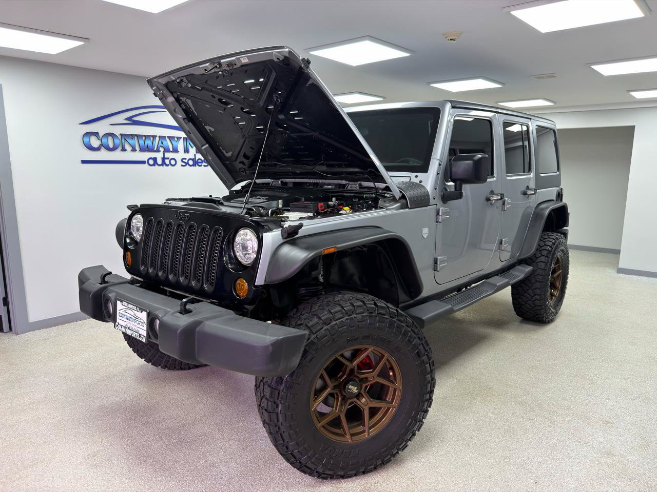 Used 2018 Jeep Wrangler Unlimited Sport AWD/4WD image 34