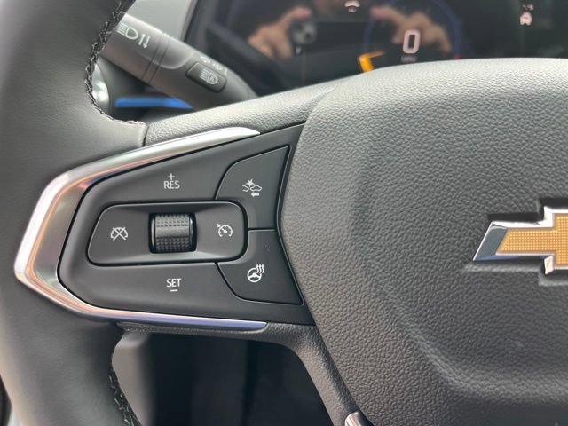 New 2026 Chevrolet Trax LT w/ Sunroof Package FWD image 17