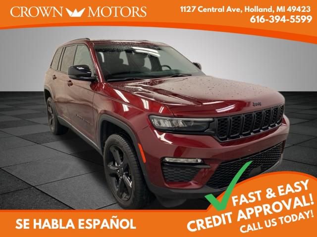 Used 2024 Jeep Grand Cherokee Limited w/ Black Appearance Package AWD/4WD image 1