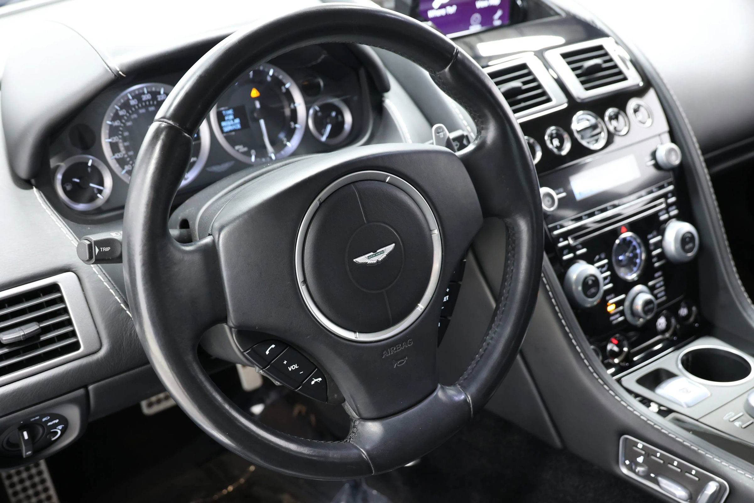 Used 2015 Aston Martin Rapide S image 21