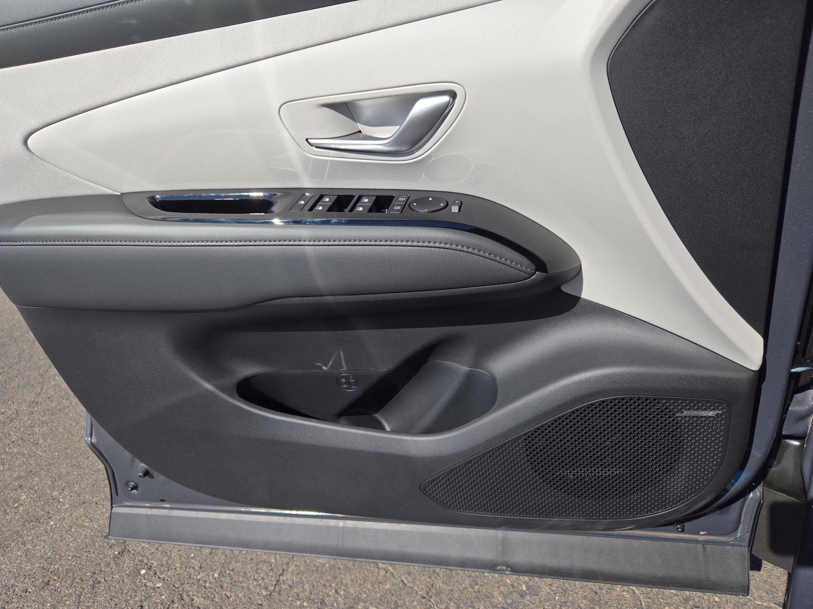 New 2026 Hyundai Tucson Limited AWD/4WD image 16