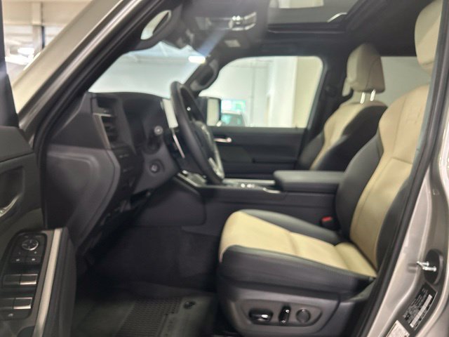Used 2026 Lexus GX 550 AWD/4WD image 15