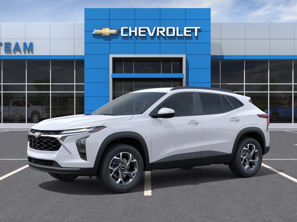 New 2026 Chevrolet Trax LT w/ LT Convenience Package FWD image 2