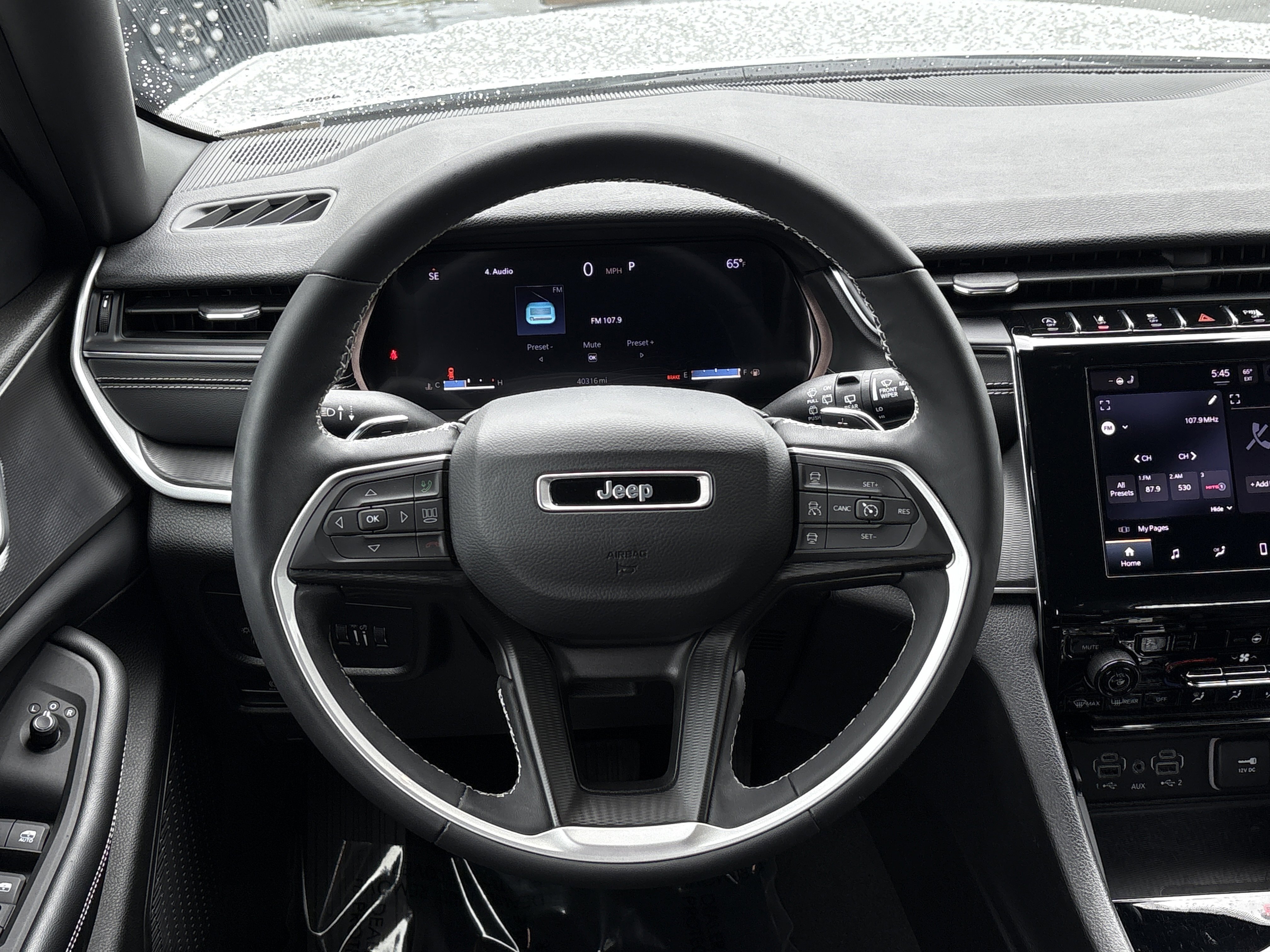 Certified 2023 Jeep Grand Cherokee Altitude AWD/4WD image 18