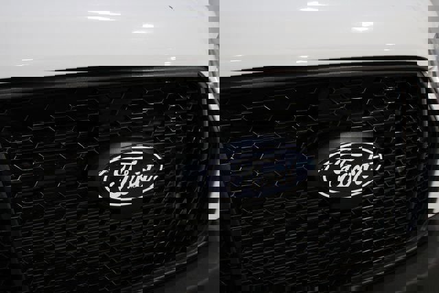 New 2026 Ford Transit 250 148 Medium Roof w/ Load Area Protection Package image 28