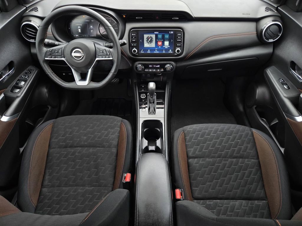 Used 2023 Nissan Kicks SR FWD image 15