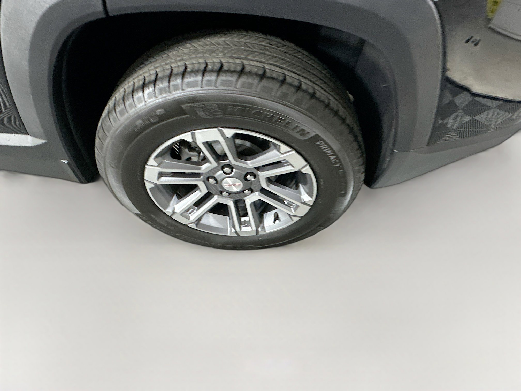 Used 2025 GMC Terrain Elevation image 11