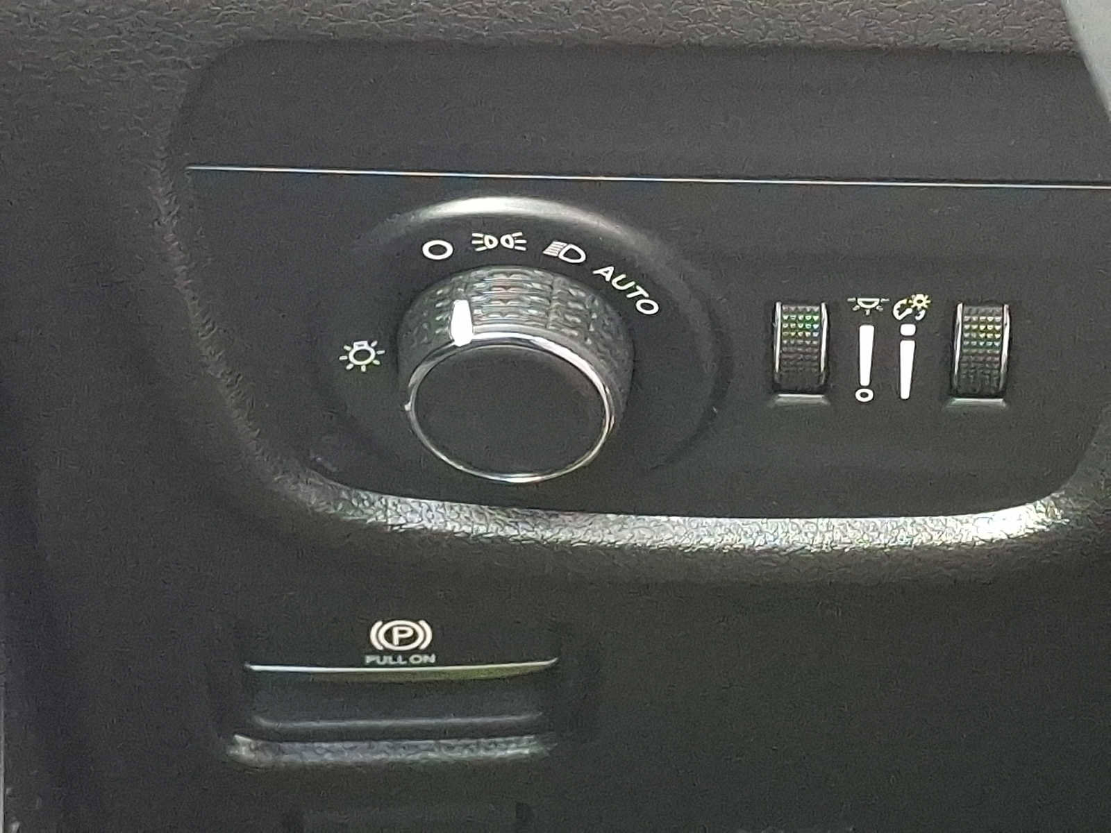 Used 2021 Jeep Grand Cherokee L Altitude image 27