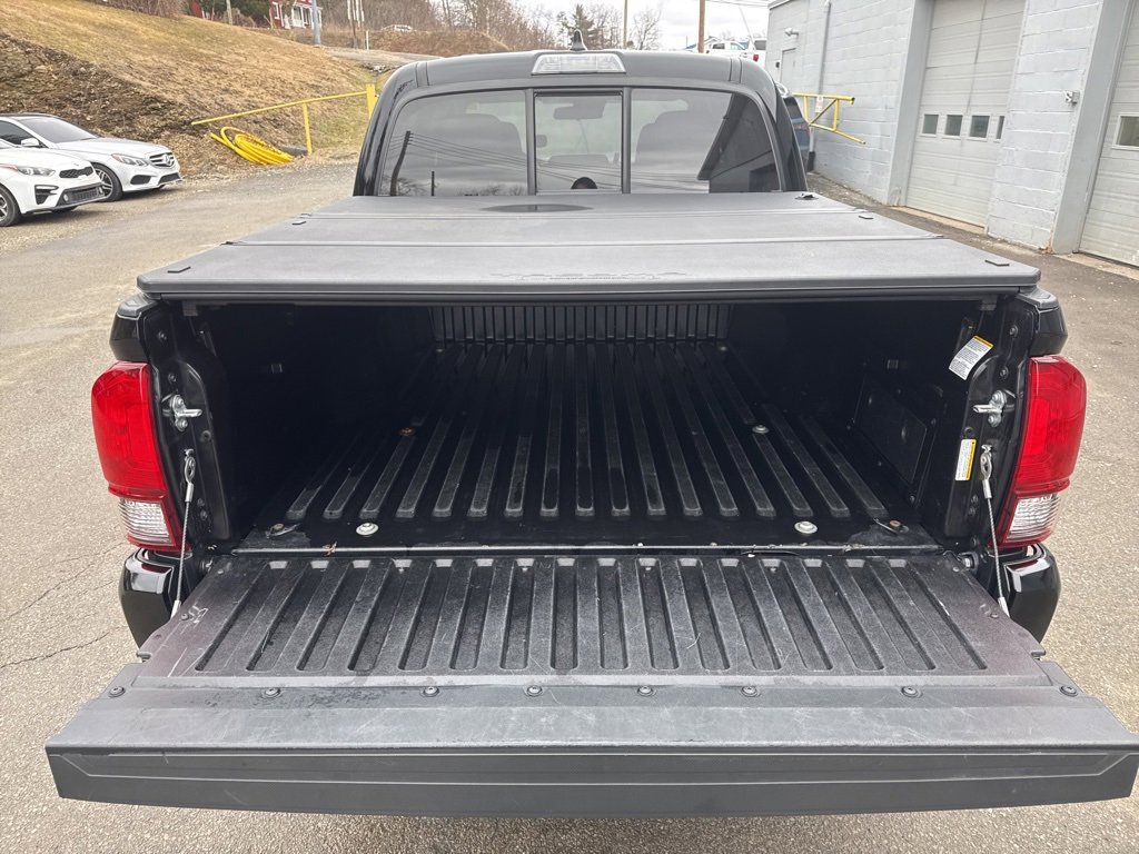 Used 2023 Toyota Tacoma SR image 14