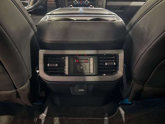 Used 2025 Ford F250 Platinum image 26