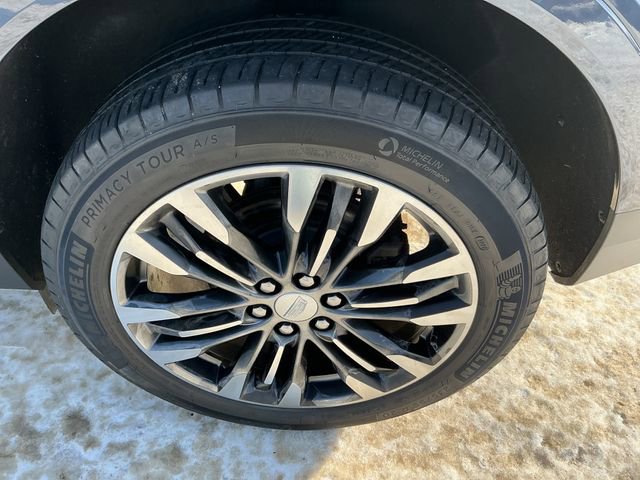 Used 2019 Cadillac XT5 Luxury image 14