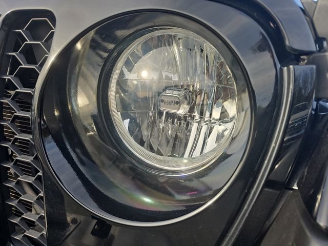 Used 2021 Jeep Gladiator Willys image 28