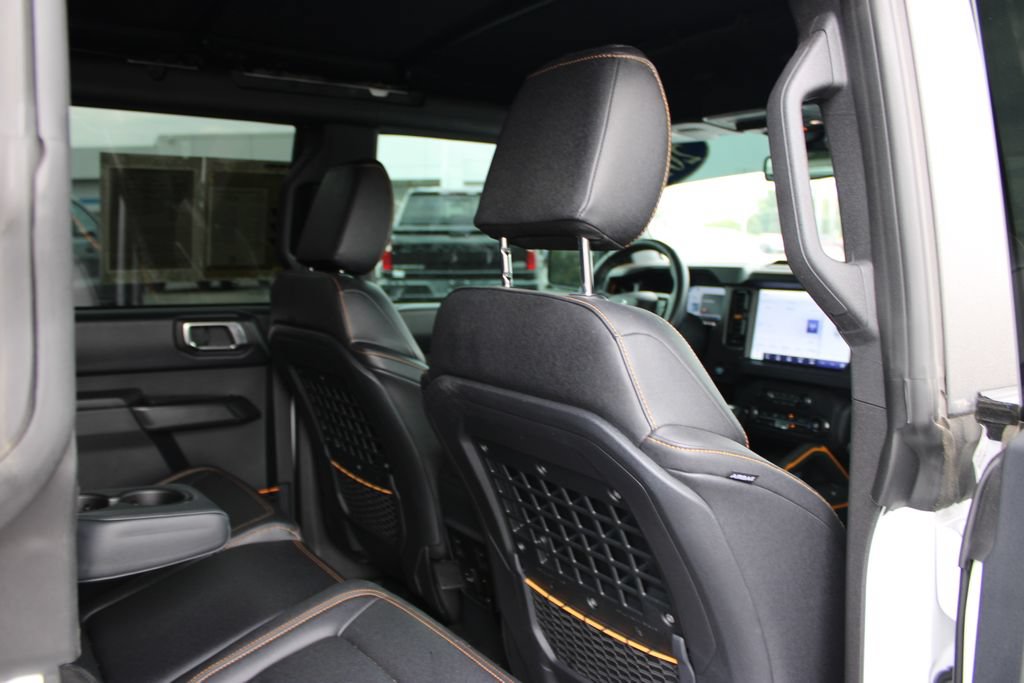 Used 2024 Ford Bronco Badlands AWD/4WD image 32