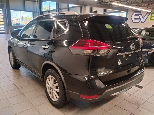 Used 2020 Nissan Rogue SV image 5
