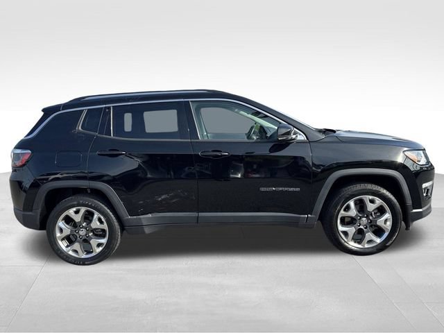Used 2018 Jeep Compass Limited w/ Navigation Group AWD/4WD image 6