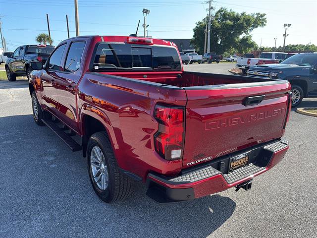 Used 2025 Chevrolet Colorado LT w/ Advanced Trailering Package RWD image 6