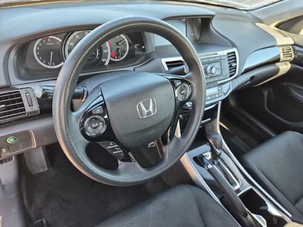 Used 2016 Honda Accord LX image 2