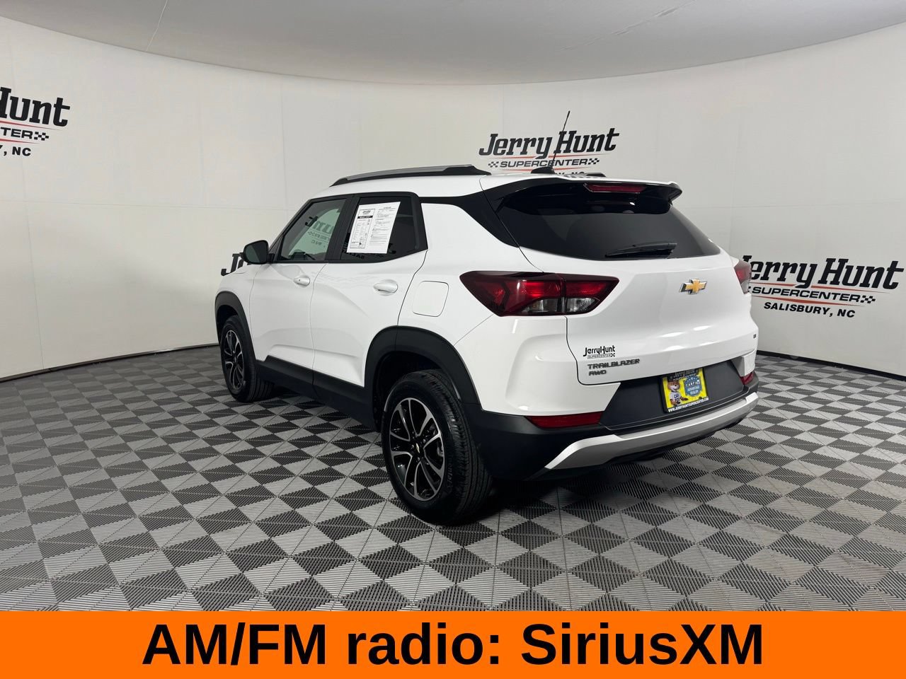 Used 2025 Chevrolet TrailBlazer LT AWD/4WD image 10
