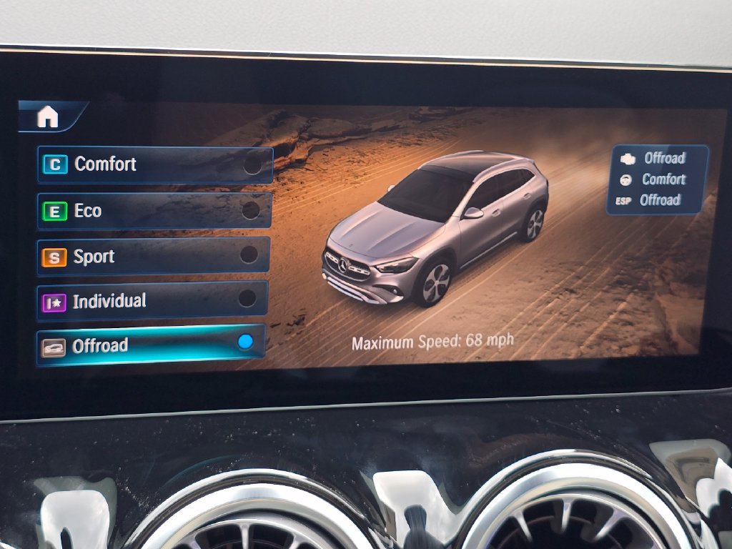 New 2026 Mercedes-Benz GLA 250 4MATIC image 10