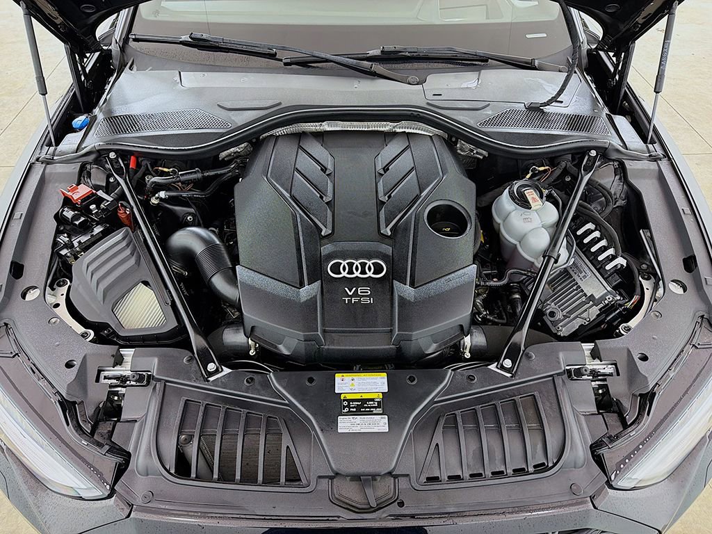Used 2023 Audi A8 L 3.0T w/ Luxury Package image 17