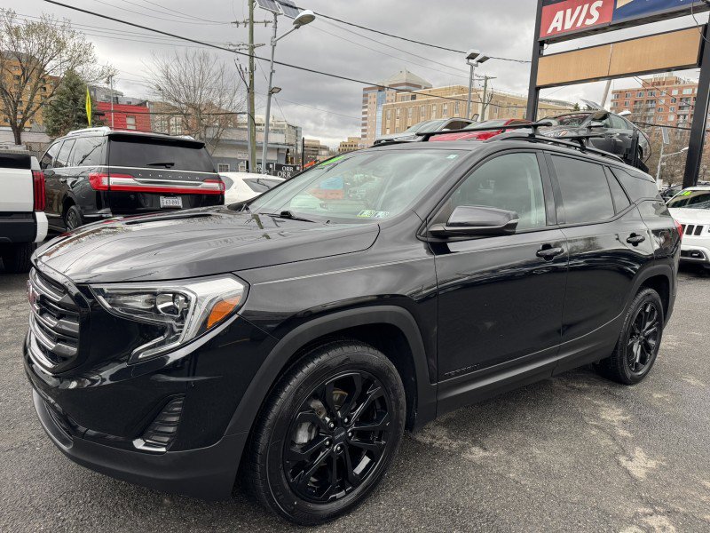 Used 2019 GMC Terrain SLE w/ Driver Convenience Package image 3