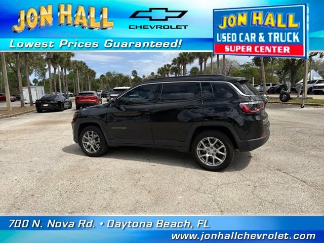 Used 2024 Jeep Compass Latitude image 5