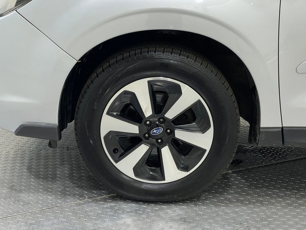 Used 2018 Subaru Forester 2.5i Premium w/ All-Weather Package image 33