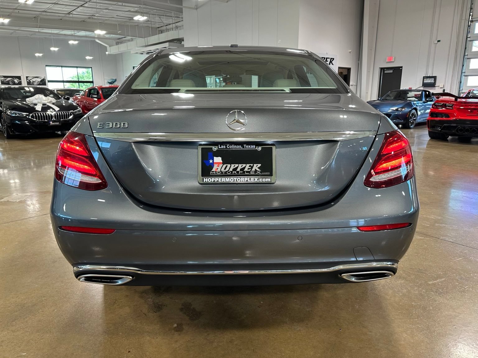 Used 2017 Mercedes-Benz E 300 image 7