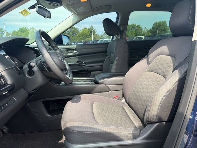 Used 2022 Nissan Pathfinder SV FWD image 24