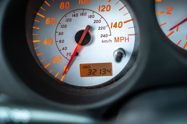 Used 2001 Toyota MR2 RWD image 30