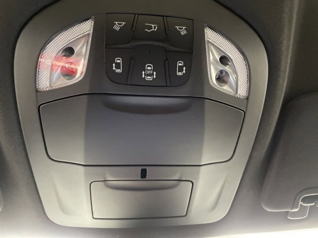New 2026 Chrysler Pacifica Select image 26