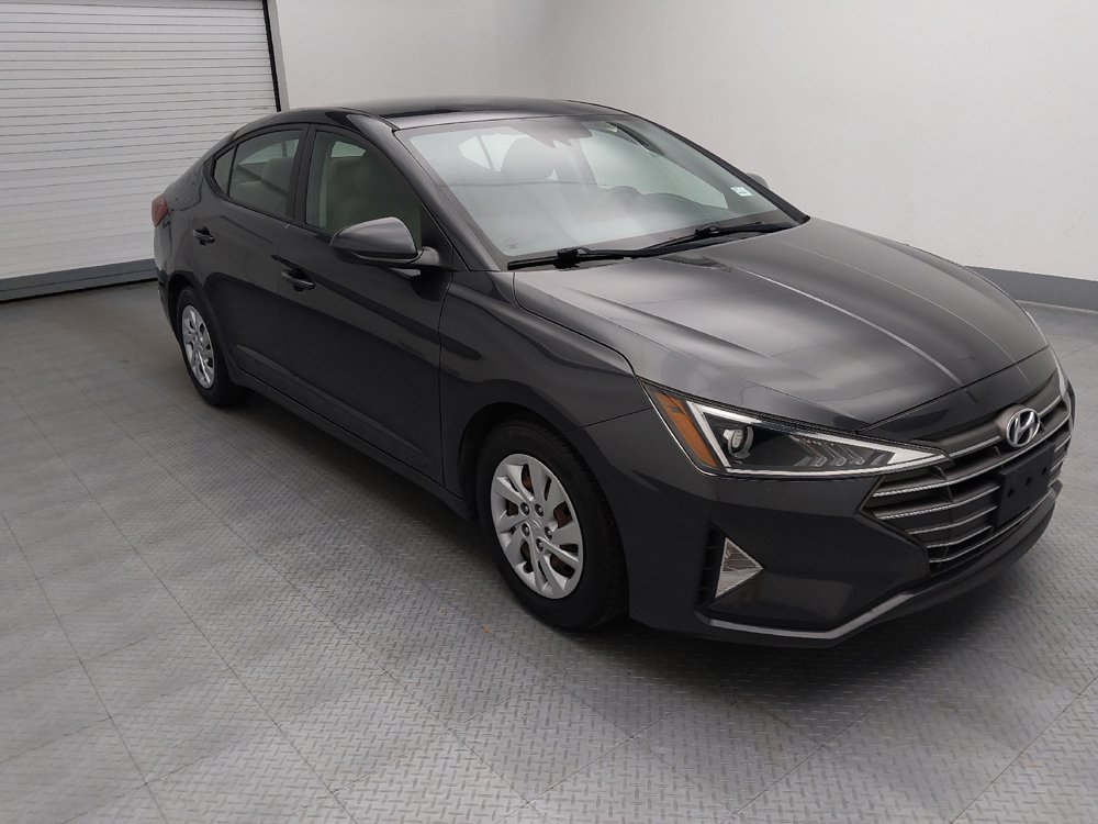 Used 2020 Hyundai Elantra SE FWD image 13