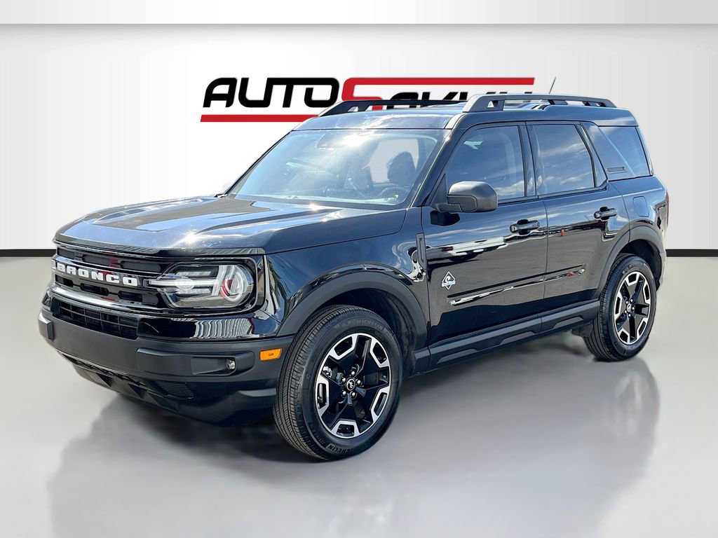 Used 2024 Ford Bronco Sport Outer Banks image 3