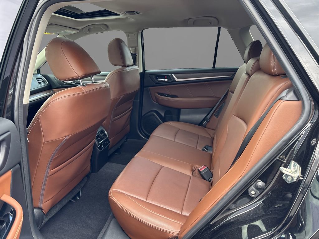 Used 2017 Subaru Outback 2.5i Touring image 10