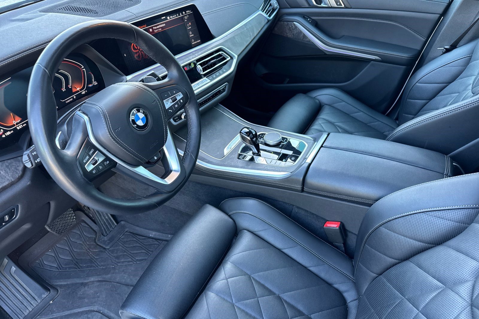 Used 2023 BMW X5 xDrive40i w/ Climate Comfort Package AWD/4WD image 45