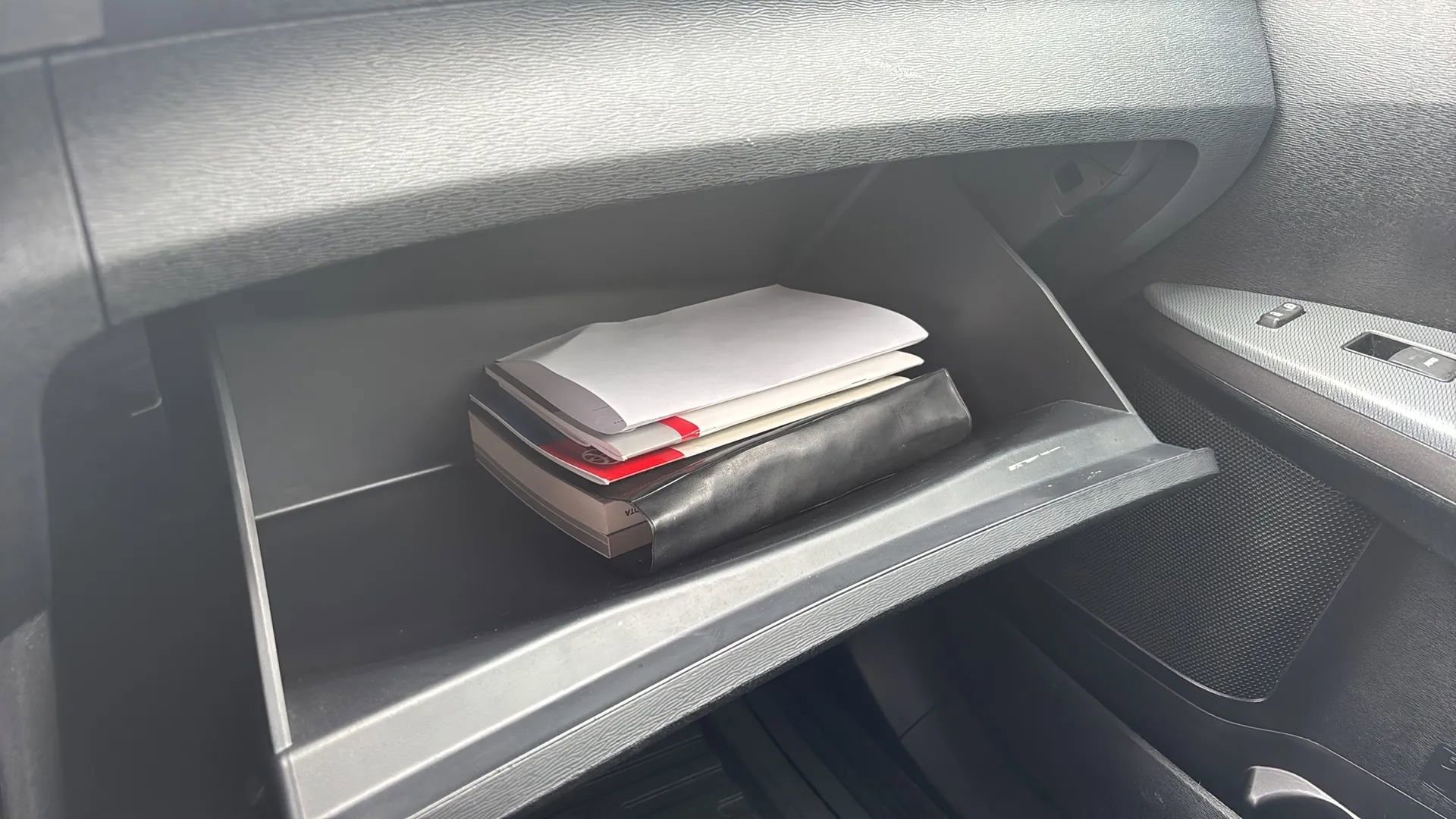 Used 2013 Toyota Venza LE w/ LE Convenience Pkg FWD image 27