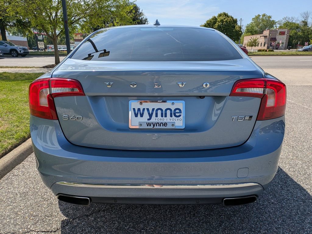 Used 2018 Volvo S60 T5 Inscription image 5