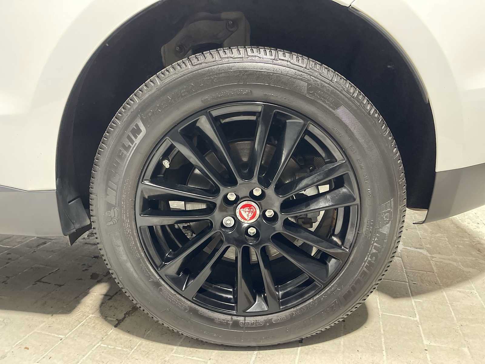 Used 2018 Jaguar F-PACE Prestige AWD/4WD image 8